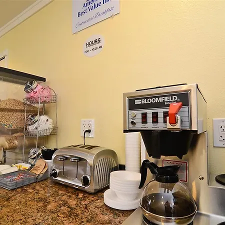 Crossroads Inn - Downtown Sacramento 