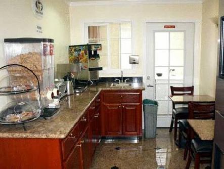Crossroads - Downtown 3*